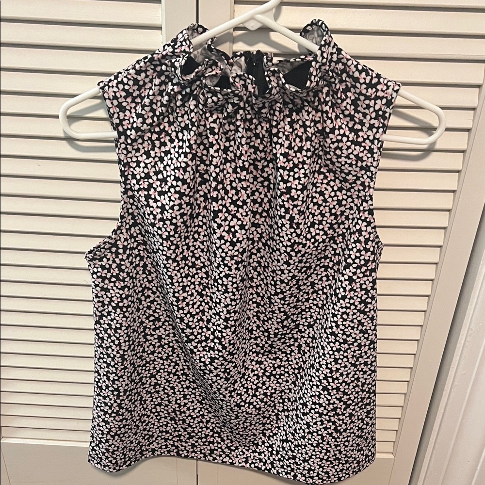 Ann Taylor Black and White Floral Blouse